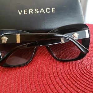 Versace 4305 Sunglasses Polarized